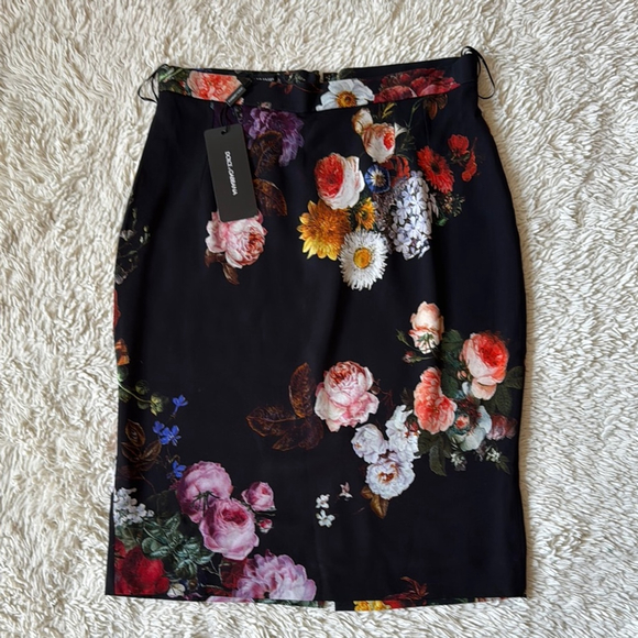 NWT Dolce & Gabbana floral print high-rise slit back pencil skirt size 44 - Picture 1 of 16